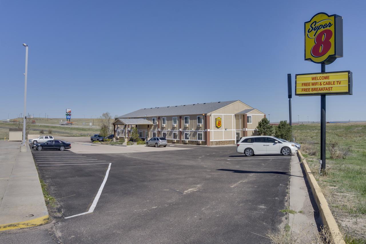Hotel Super 8 By Wyndham Limon Exterior foto