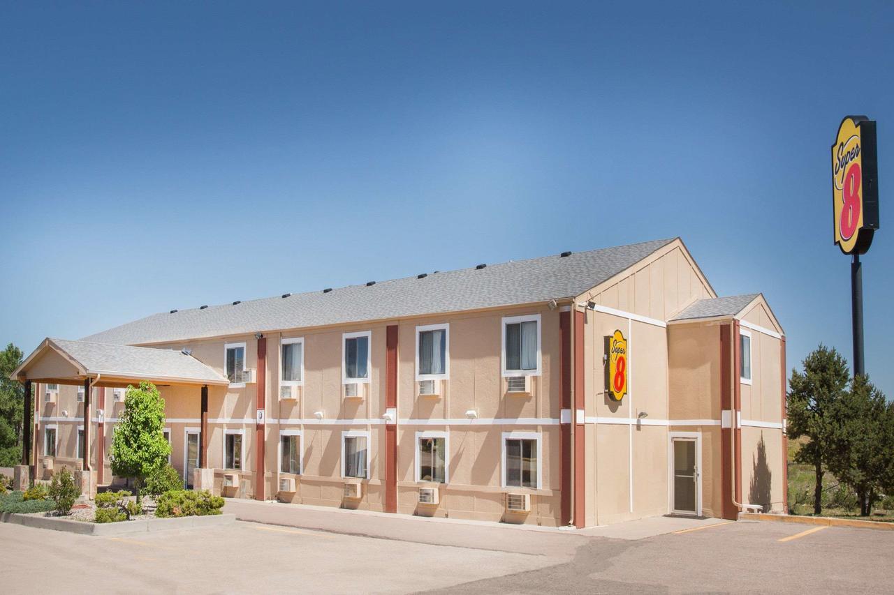 Hotel Super 8 By Wyndham Limon Exterior foto
